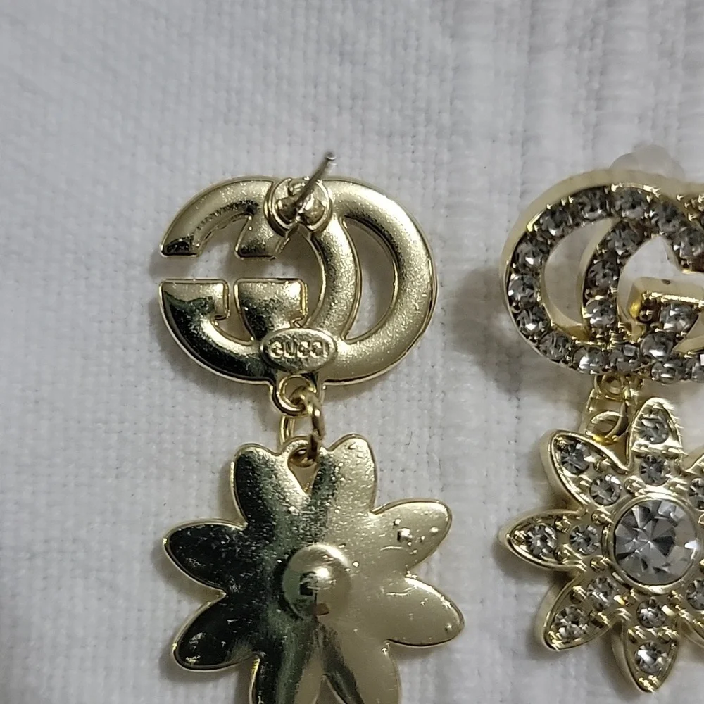 GUCCI‎ 100% Authentic upcycled  GG FLOWER DROPPED EAR RINGS